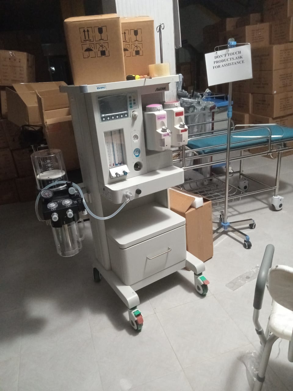 ANAESTHESIA MACHINE